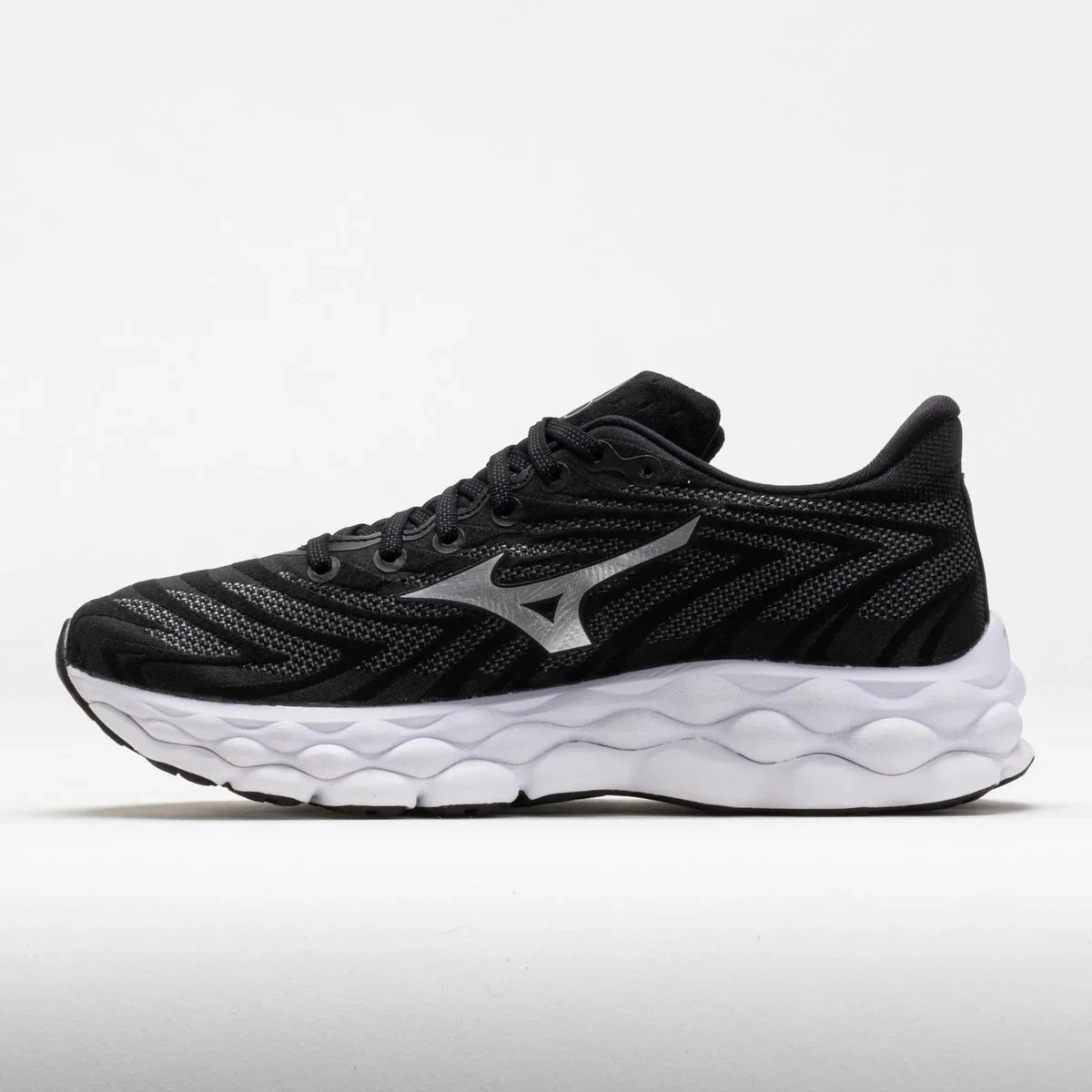 Mizuno Women's Wave Sky 8 (9073 - Black/Silver) 2 Mizuno Women's Wave Sky 8 (9073 - Black/Silver) - Image 2
