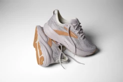 BROOKS Women's Glycerin 22 (550 - Lilac/Taffy/Coconut) -TCRunning Shop 120434 550 Y Glycerin 22