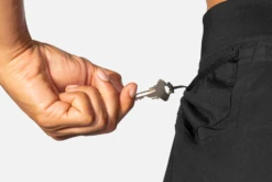 BROOKS Men's Sherpa 5" Short (001 - Black) -TCRunning Shop 211332 001 D4 Sherpa 5in Short