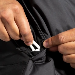 BROOKS Men's Shield Hybrid Vest 3.0 - Black Performance Running Vest 8 BROOKS Men's Shield Hybrid Vest 3.0 - Black Performance Running Vest -TCRunning Shop 211525 001 D2 Shield Hybrid Vest 3