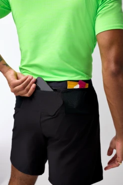 BROOKS Men's Journey 7" Short (001 - Black) -TCRunning Shop 211544 001 D1 2 Journey 7in Short 2