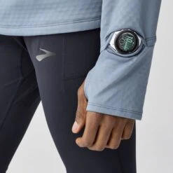 BROOKS Men's Notch Thermal Hoodie 3.0 in Storm -TCRunning Shop 211569 097 d2 notch thermal hoodie 3 mens running hoodie