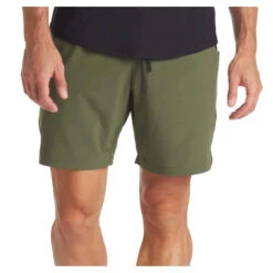 Men's Stride Short [7.5"] (Moss)