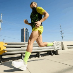 Nike Men’s Structure 25 (105 - White/White-Pure Platinum) 20 Nike Men’s Structure 25 (105 - White/White-Pure Platinum) -TCRunning Shop AURORA DJ7883 105 PHSYM001 2000