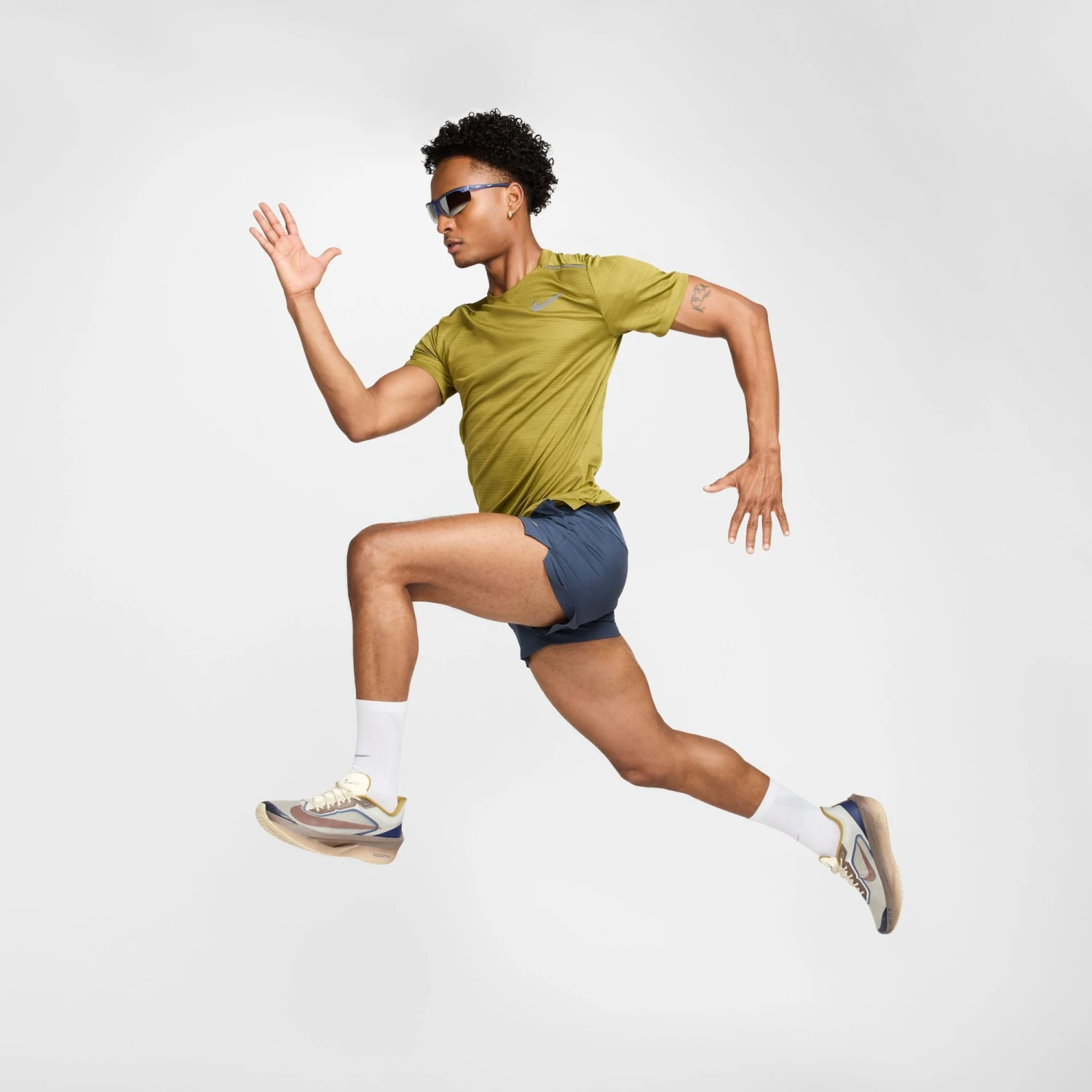 Nike Men's DRI-FIT Stride 5" Shorts (437 - Thunder Blue/Black/Reflective Silver) 3 Nike Men's DRI-FIT Stride 5" Shorts (437 - Thunder Blue/Black/Reflective Silver) - Image 3