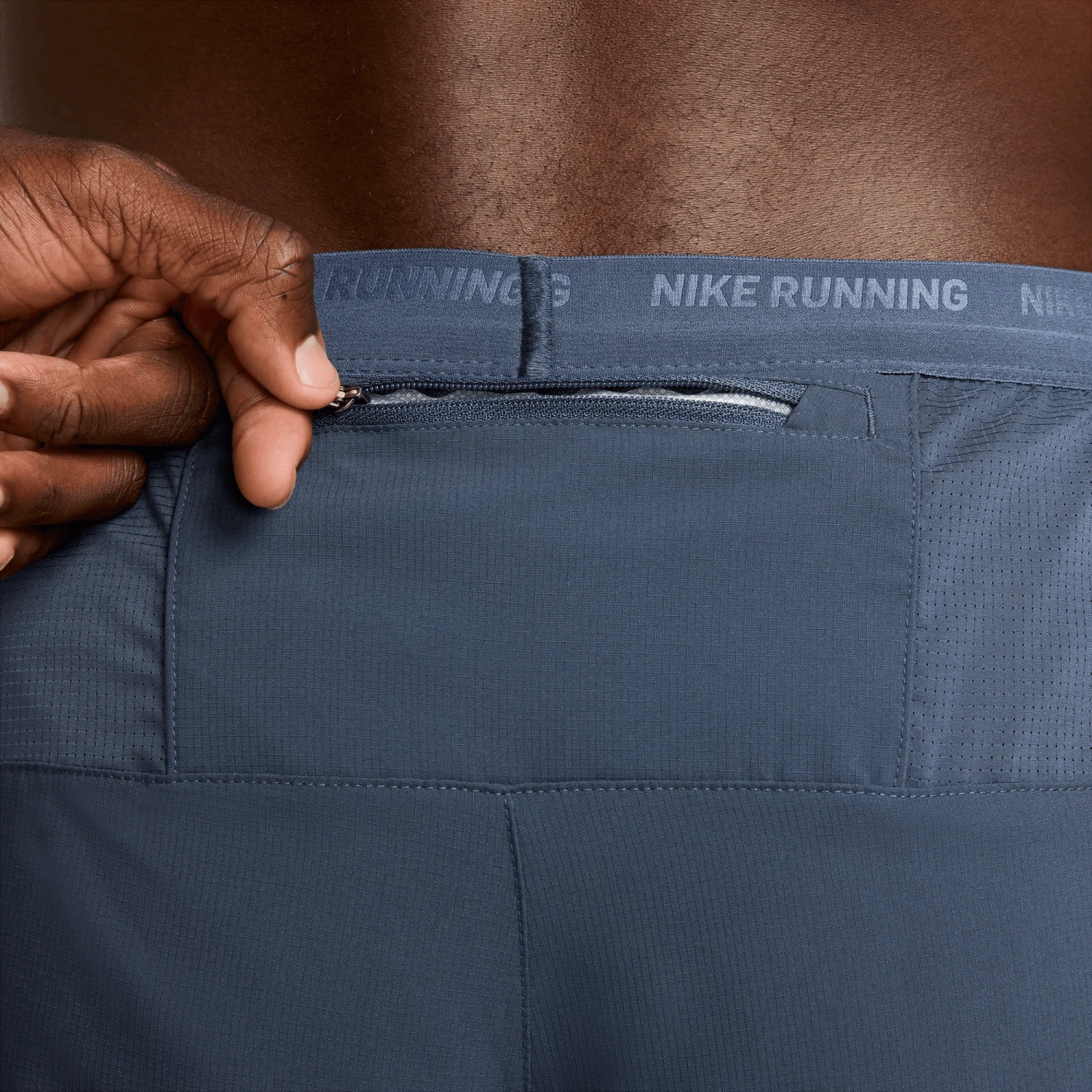 Nike Men's DRI-FIT Stride 7" 2-in-1 Shorts (437 - Thunder Blue/Reflective Silver) 6 Nike Men's DRI-FIT Stride 7" 2-in-1 Shorts (437 - Thunder Blue/Reflective Silver) - Image 6