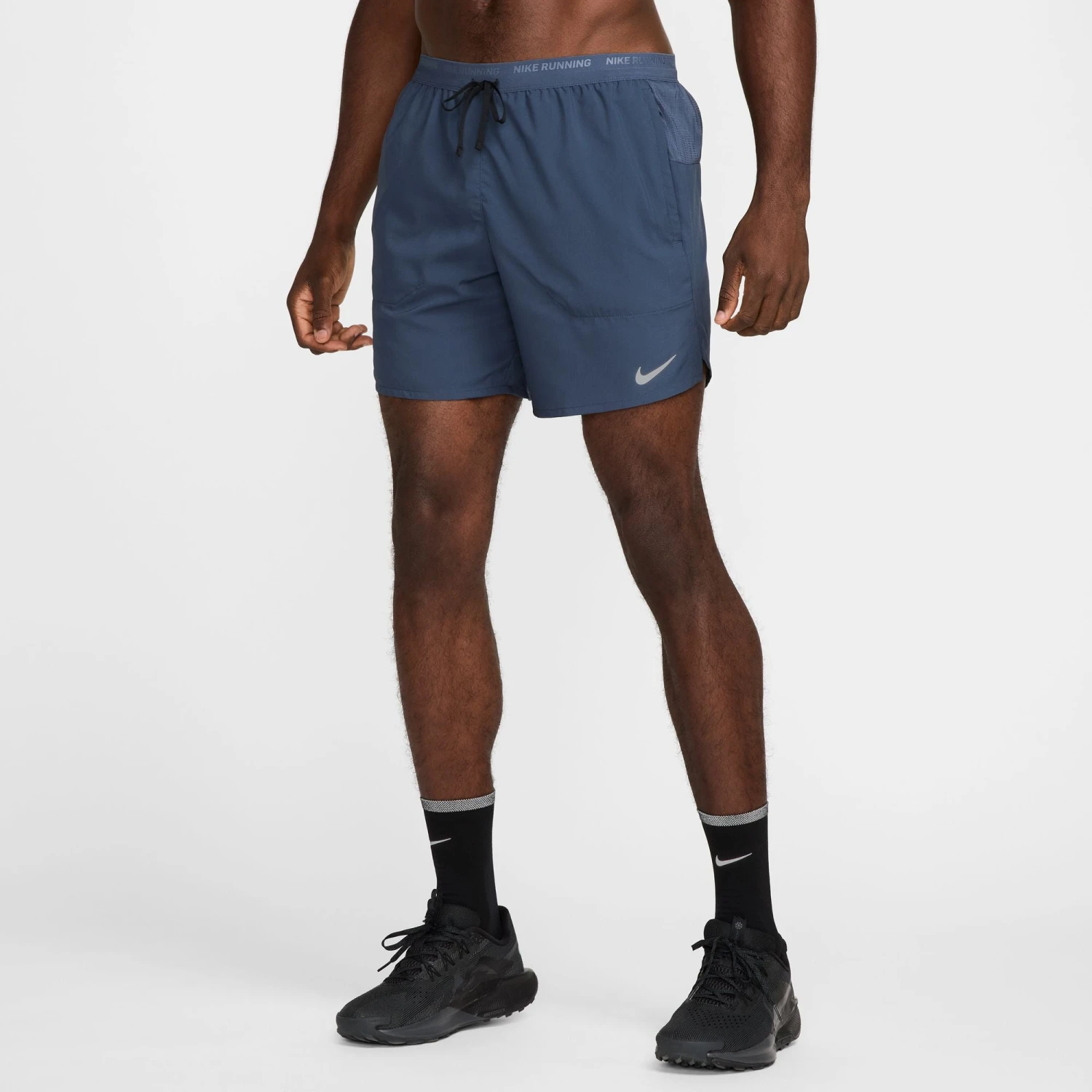 Nike Men's Dri-FIT Stride 7" Running Shorts - Thunder Blue/Black 3 Nike Men's Dri-FIT Stride 7" Running Shorts - Thunder Blue/Black - Image 3