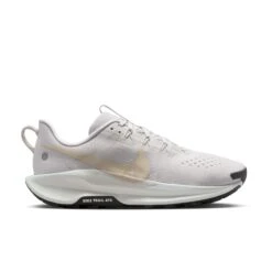 Nike Men’s React Pegasus Trail 5 (008 - Vast Grey/Sanddrift-Summit White-Black)
