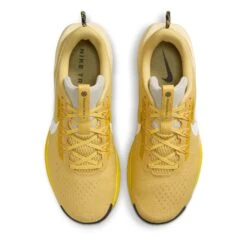 Nike Men’s React Pegasus Trail 5 (700 - Saturn Gold/White-Lightening-Alabaster) 17 Nike Men’s React Pegasus Trail 5 (700 - Saturn Gold/White-Lightening-Alabaster) -TCRunning Shop AURORA DV3864 700 PHCTH001 2000