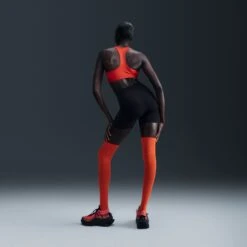 Nike Women’s Swoosh Medium Support Sports Bra (657 - University Red/White) -TCRunning Shop AURORA DX6821 657 PHSBM001 2000