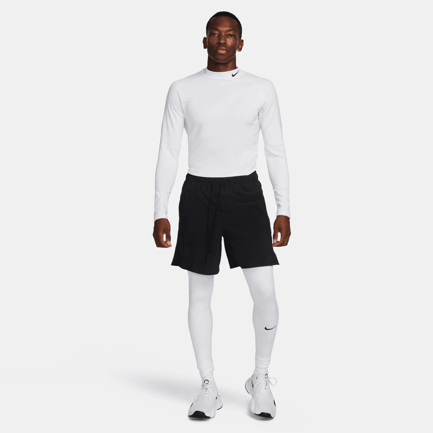 Nike Men's Dri-FIT Warm Long-Sleeve Fitness Mock 3 Nike Men's Dri-FIT Warm Long-Sleeve Fitness Mock - Image 3