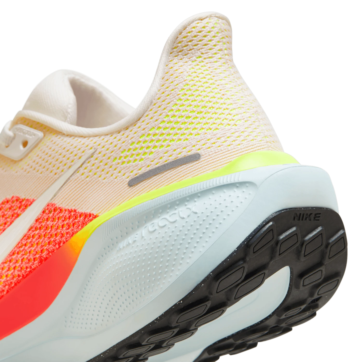 Nike Women's Pegasus 41 WIDE (100 - Summit White/Chrome-Bright Crimson) 5 Nike Women's Pegasus 41 WIDE (100 - Summit White/Chrome-Bright Crimson) - Image 5