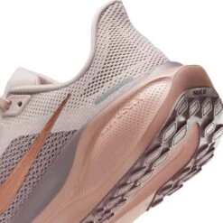 Nike Women's Pegasus 41 (604 - Silt Red/MTLC Rose Gold-Particle Pink) 13 Nike Women's Pegasus 41 (604 - Silt Red/MTLC Rose Gold-Particle Pink) -TCRunning Shop AURORA FD2723 604 PHSYD002 2000
