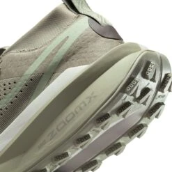 Nike Men’s Zegama Trail 2 (301 - Light Army/Jade Horizon-Light Bone) -TCRunning Shop AURORA FD5190 301 PHSYD002 2000