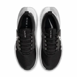 Nike Women’s Zegama Trail 2 (001 - Black/White-Wolf Grey-Anthracite) -TCRunning Shop AURORA FD5191 001 PHCTH001 2000