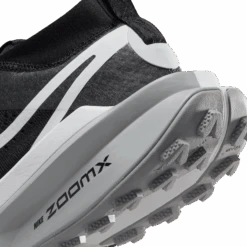 Nike Women’s Zegama Trail 2 (001 - Black/White-Wolf Grey-Anthracite) -TCRunning Shop AURORA FD5191 001 PHSYD002 2000