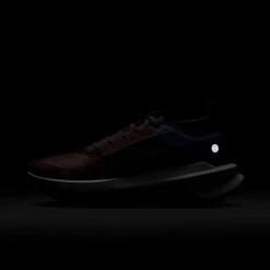 Nike Women’s Zegama Trail 2 (600 - Red Stardust/Alabaster-Mars Stone) -TCRunning Shop AURORA FD5191 600 PHSLH201 2000