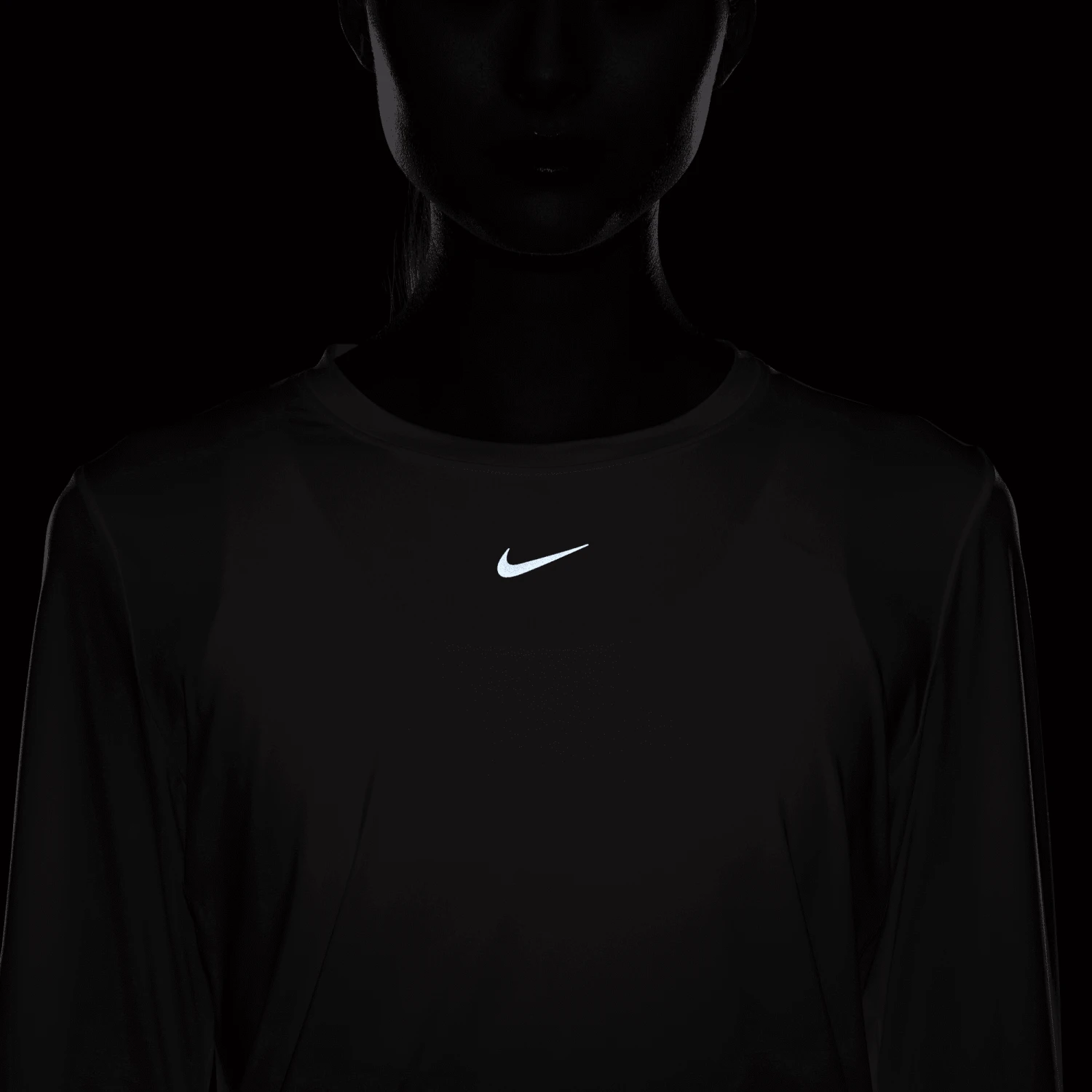 Nike Women's One Classic DRI-FIT Long-Sleeve Top (100 - White/Black) 8 Nike Women's One Classic DRI-FIT Long-Sleeve Top (100 - White/Black) - Image 8
