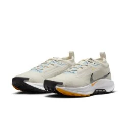 Nike Women’s React Pegasus Trail 5 GORE-TEX (003 - Phantom/Black-White-University Gold) -TCRunning Shop AURORA FQ0912 003 PHCFH001 2000