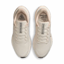 Nike Women's Pegasus 41 GORE-TEX (100 - Sail/Anthracite-Guava Ice-Crimson Tint) -TCRunning Shop AURORA FQ1357 100 PHCTH001 2000