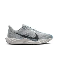 Nike Women’s Pegasus Plus (004 - Photon Dust/Cool Grey-Summit White)