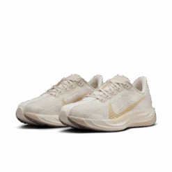Nike Women’s Pegasus Plus (100 - Lt Orewood Brn/Coconut Milk-Sail) -TCRunning Shop AURORA FQ7261 100 PHCFH001 2000