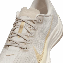Nike Women’s Pegasus Plus (100 - Lt Orewood Brn/Coconut Milk-Sail) -TCRunning Shop AURORA FQ7261 100 PHSYD001 2000