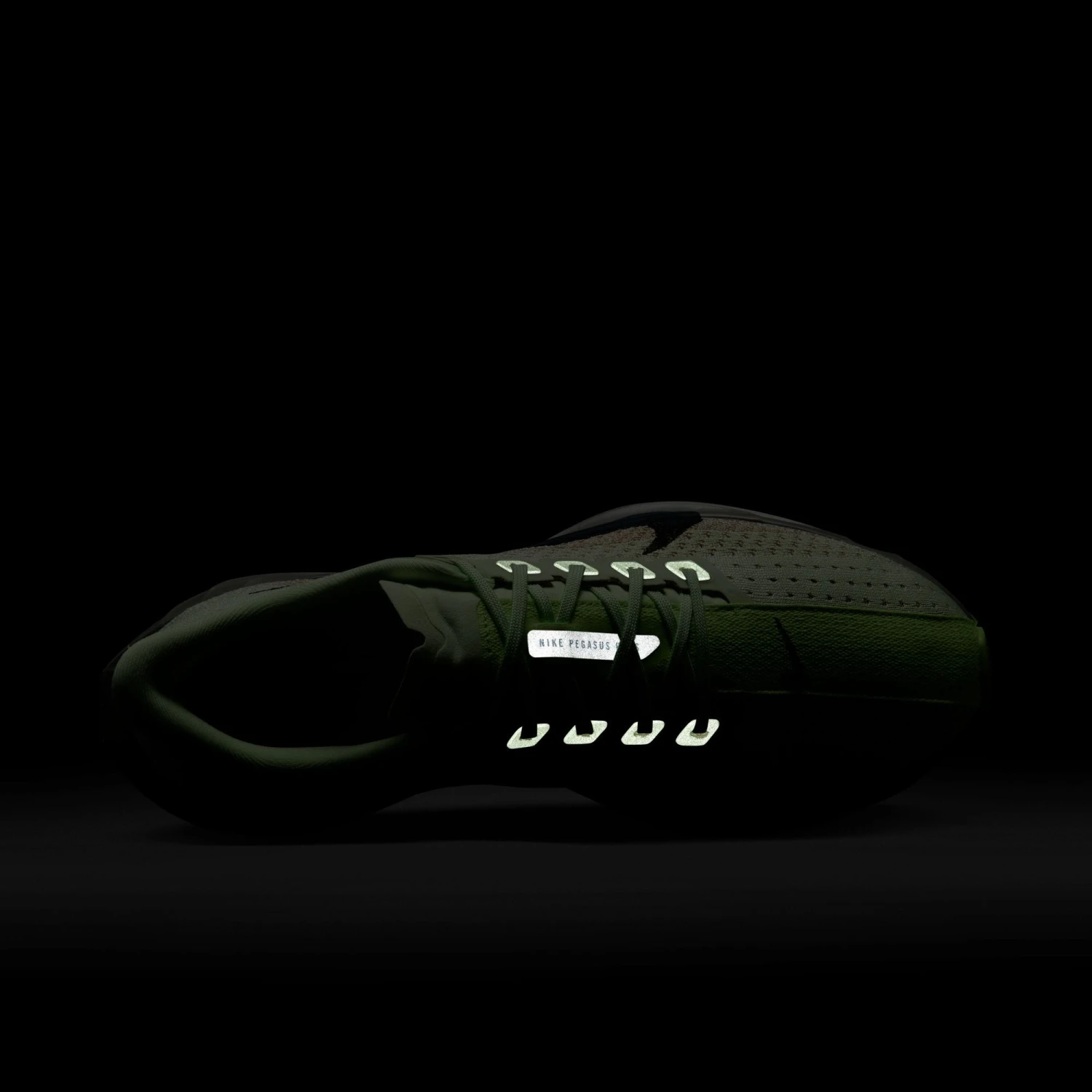 Nike Women’s Pegasus Plus (700 - Barely Volt/Armory Navy-Sesame) 13 Nike Women’s Pegasus Plus (700 - Barely Volt/Armory Navy-Sesame) - Image 13