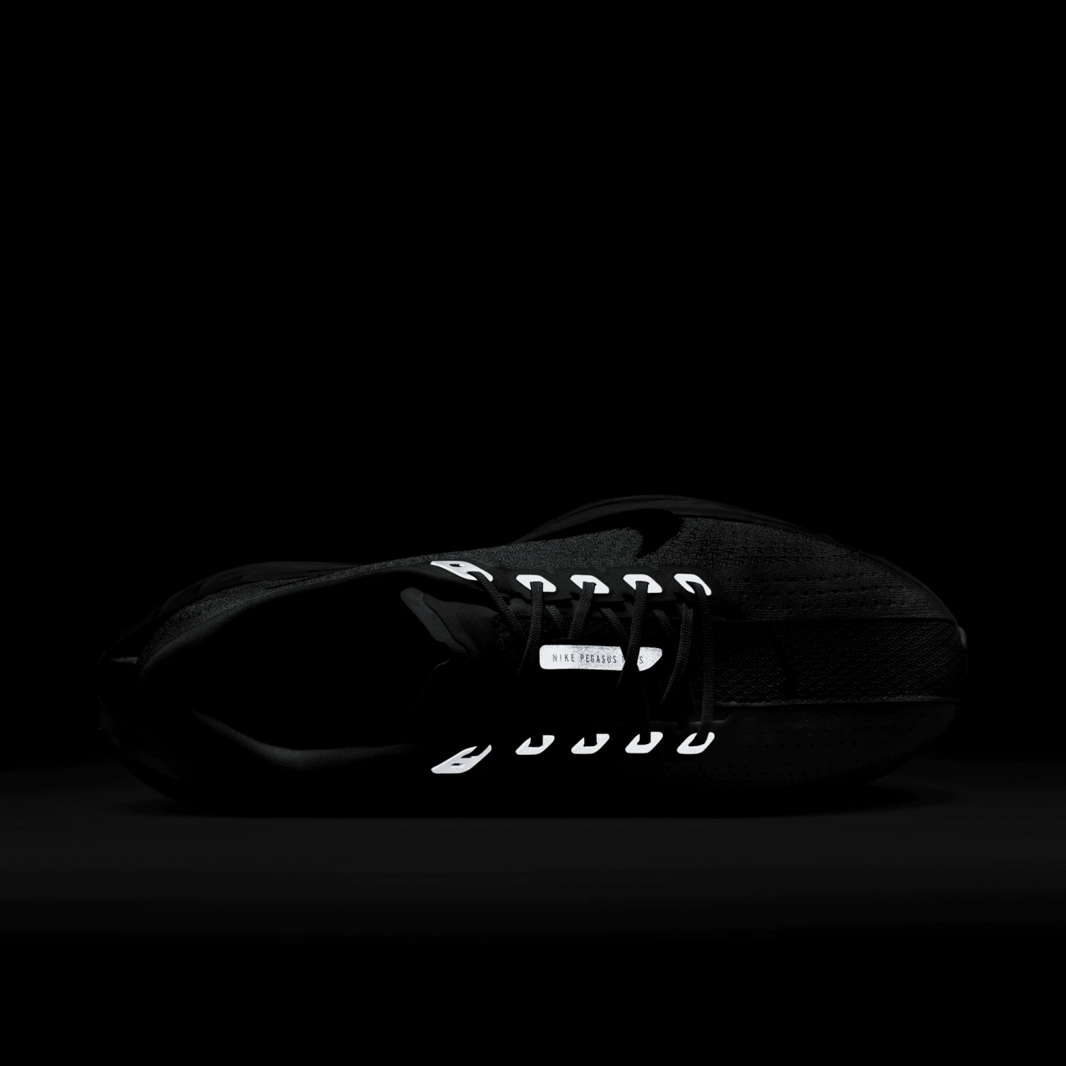 Nike Men’s Pegasus Plus (100 - White/Anthracite-Sail-Light Orewood Brown) 11 Nike Men’s Pegasus Plus (100 - White/Anthracite-Sail-Light Orewood Brown) - Image 11