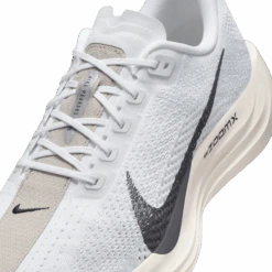 Nike Men’s Pegasus Plus (100 - White/Anthracite-Sail-Light Orewood Brown) 14 Nike Men’s Pegasus Plus (100 - White/Anthracite-Sail-Light Orewood Brown) -TCRunning Shop AURORA FQ7262 100 PHSYD001 2000