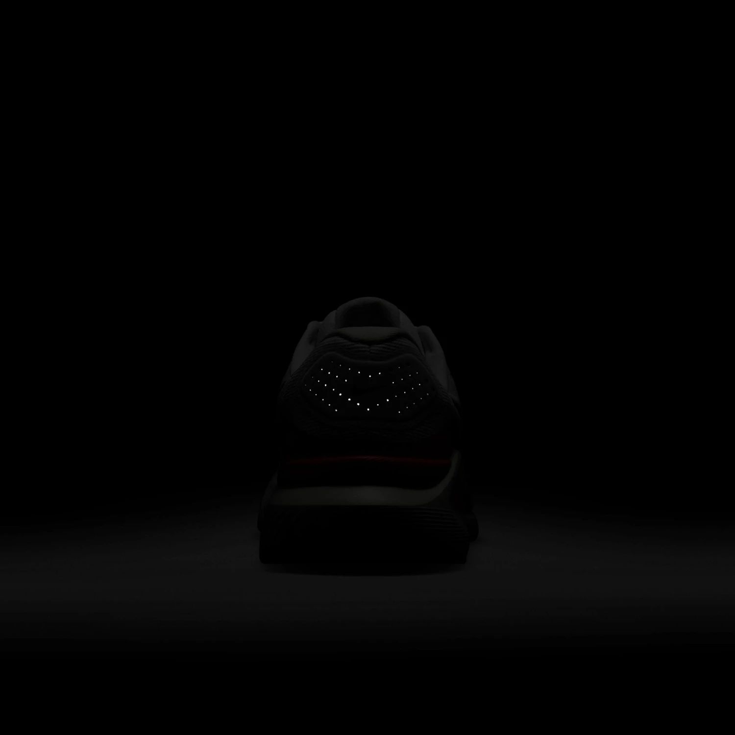 Nike Men’s Structure 26 (102 - White/Black-Bright Crimson-Photon Dust) 12 Nike Men’s Structure 26 (102 - White/Black-Bright Crimson-Photon Dust) - Image 12