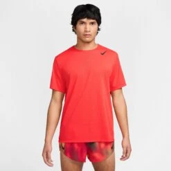Nike Men's AeroSwift Dri-FIT ADV Short-Sleeve Running Top (696 - LT Crimson/Black)