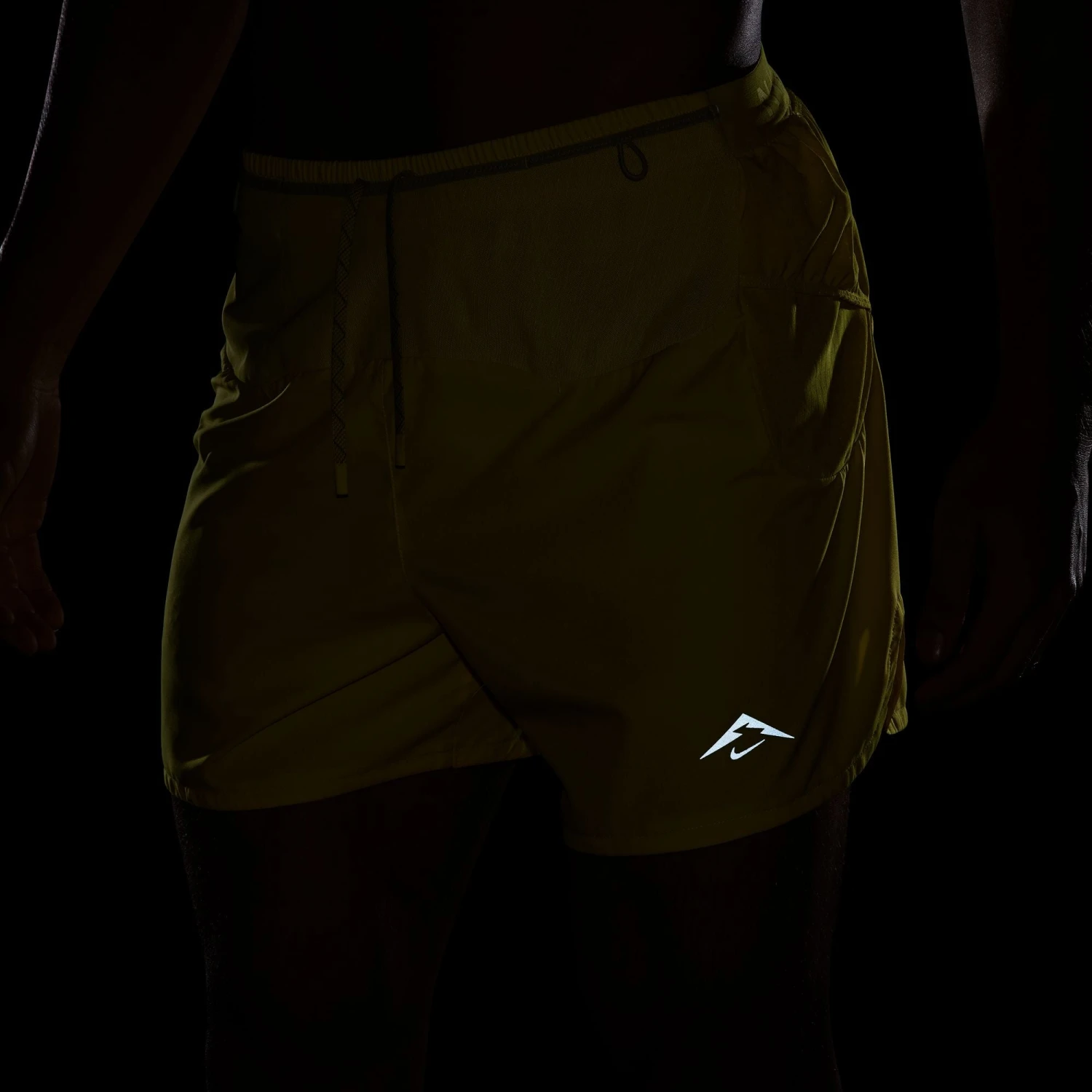 Nike Men's Trail Second Sunrise 5" Dri-FIT ADV Brief-Lined Running Shorts (718 - Lightening/Lightening/Desert Khaki/Black) 5 Nike Men's Trail Second Sunrise 5" Dri-FIT ADV Brief-Lined Running Shorts (718 - Lightening/Lightening/Desert Khaki/Black) - Image 5
