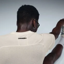 Nike Men's Solar Chase Dri-FIT ADV Short-Sleeve Running Top 13 Nike Men's Solar Chase Dri-FIT ADV Short-Sleeve Running Top -TCRunning Shop AURORA HJ3580 133 PHSYMG02 2000