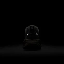 Nike Men’s Vomero 18 (001 - Platinum Tint/Metallic Pewter-Siren Red) 23 Nike Men’s Vomero 18 (001 - Platinum Tint/Metallic Pewter-Siren Red) -TCRunning Shop AURORA HM6803 001 PHSBH200 2000