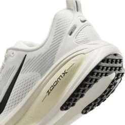 Nike Men's Vomero 18 (101 - Summit White/Black-Coconut Milk) -TCRunning Shop AURORA HM6803 101 PHSYD002 2000