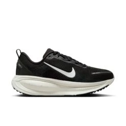 Nike Women's Vomero 18 (005 - Black/Summit White-Coconut Milk)