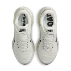 Nike Women's Vomero 18 (101 - Summit White/Black-Coconut Milk) 19 Nike Women's Vomero 18 (101 - Summit White/Black-Coconut Milk) -TCRunning Shop AURORA HM6804 101 PHCTH001 2000