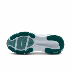 Nike Women's Vomero 18 (103 - Summit White/Geode Teal-Blue Tint) -TCRunning Shop AURORA HM6804 103 PHSUH000 2000