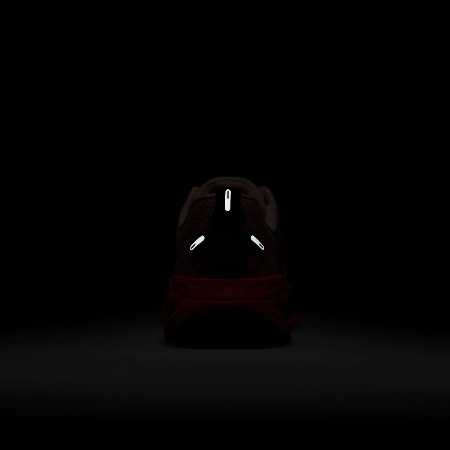 Nike Women's Vomero 18 (600 - Atmosphere/Black-Bright Crimson) 12 Nike Women's Vomero 18 (600 - Atmosphere/Black-Bright Crimson) - Image 12