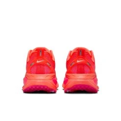 Nike Women's Vomero 18 (603 - Bright Crimson/Metallic Silver) 17 Nike Women's Vomero 18 (603 - Bright Crimson/Metallic Silver) -TCRunning Shop AURORA HM6804 603 PHCBH000 2000