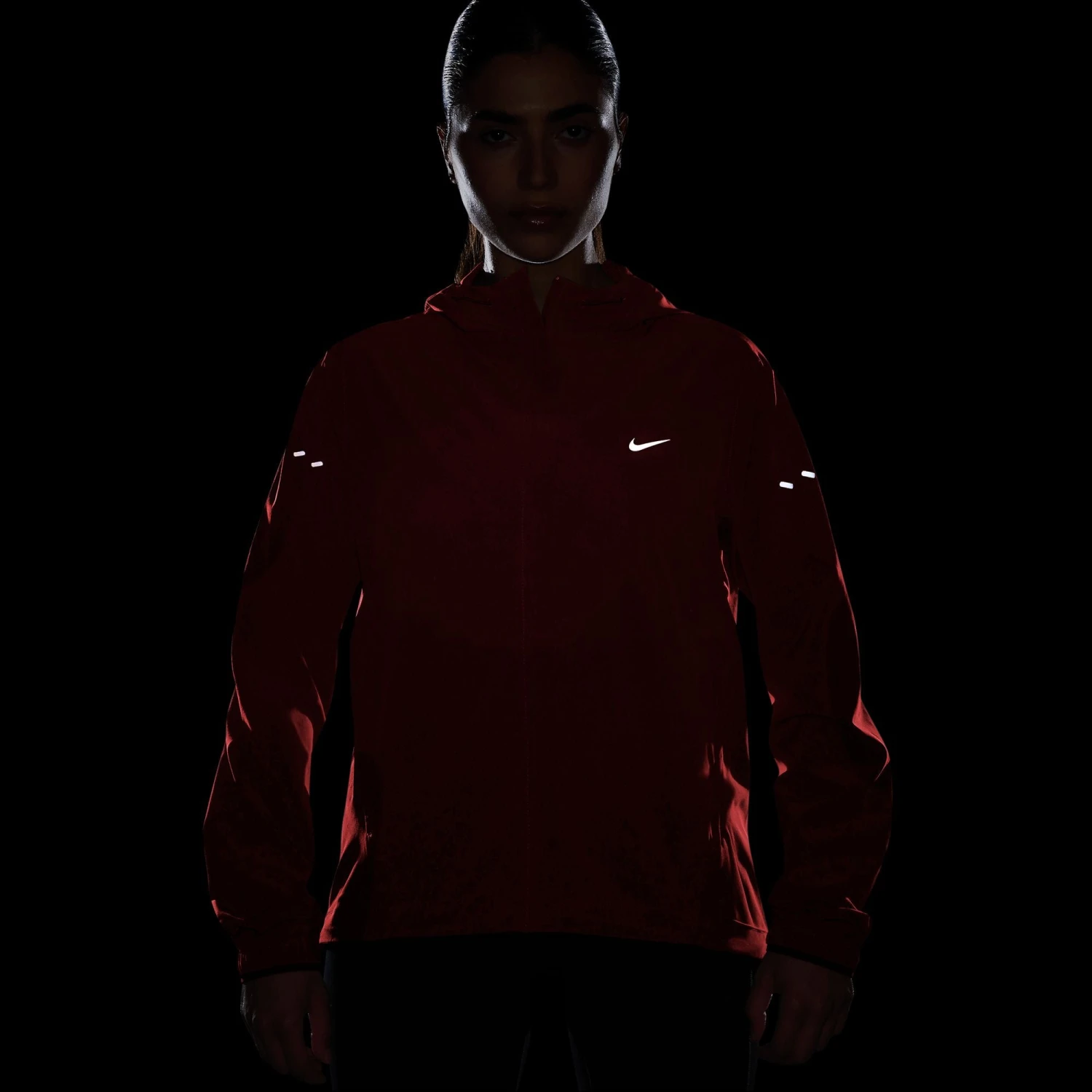 Nike Women's Swift Repel Packable Running Jacket (696 - LT Crimson/Reflective Silver) 8 Nike Women's Swift Repel Packable Running Jacket (696 - LT Crimson/Reflective Silver) - Image 8