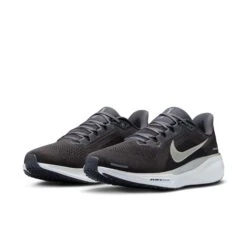 Nike Men's Pegasus 41 "Jakob Ingebrigtsen" (200 - Medium Ash/Mtlc Gold Grain-Summit White) 16 Nike Men's Pegasus 41 "Jakob Ingebrigtsen" (200 - Medium Ash/Mtlc Gold Grain-Summit White) -TCRunning Shop AURORA HQ3040 200 PHCFH001 2000