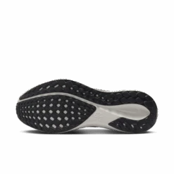 Nike Men's Pegasus 41 (100 - White/Black-Metallic Gold-Light Smoke Grey) -TCRunning Shop AURORA HQ3220 100 PHSUH000 2000