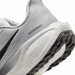 Nike Women's Pegasus 41 (077 - LT Smoke Grey/Black-Platinum Tint) 15 Nike Women's Pegasus 41 (077 - LT Smoke Grey/Black-Platinum Tint) -TCRunning Shop AURORA HQ3509 077 PHSYD002 2000