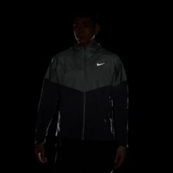 Nike Men's Miler Repel Winterized Running Jacket - Pure Platinum/Reflective Silver -TCRunning Shop AURORA HV2669 043 PHSYM200 2000