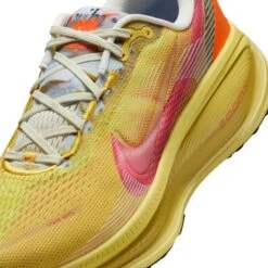 Nike Men's Vomero 18 SE (Multi-Color/Clear-Vivid Sulphur) 12 Nike Men's Vomero 18 SE (Multi-Color/Clear-Vivid Sulphur) -TCRunning Shop AURORA IH3576 999 PHSYD001 2000