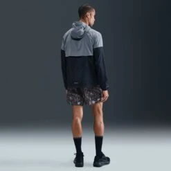 Nike Men's Dri-FIT 7" Brief-Lined Printed Running Shorts (010 - Black/White/Reflective Silver) -TCRunning Shop AURORA IH4512 010 PHSBMG01 2000