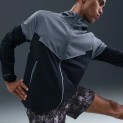 Nike Men's Dri-FIT 7" Brief-Lined Printed Running Shorts (010 - Black/White/Reflective Silver) -TCRunning Shop AURORA IH4512 010 PHSYMG03 2000