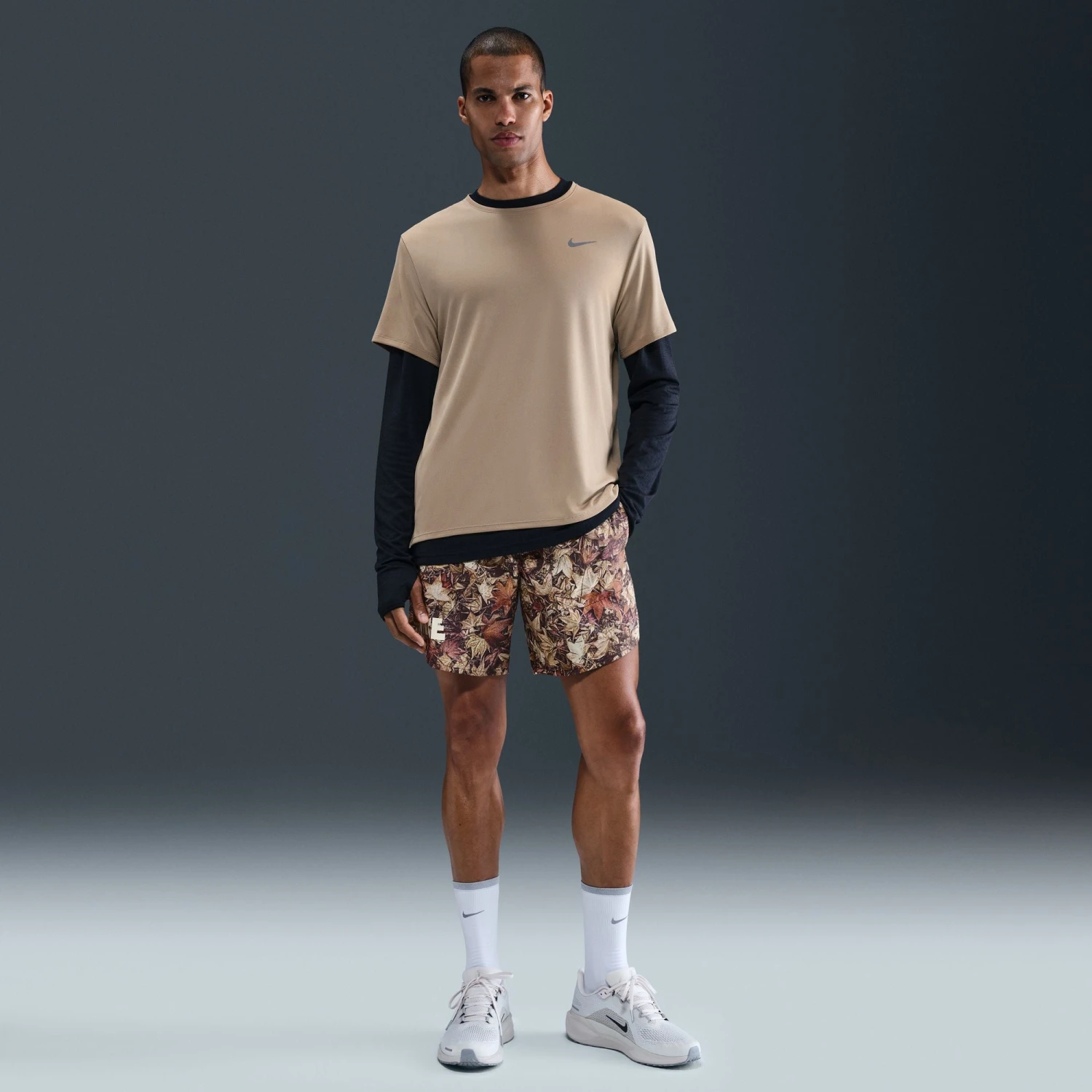 Nike Men's Dri-FIT 7" Brief-Lined Printed Running Shorts (011 - Black/White/Hemp/Reflective Silver) 9 Nike Men's Dri-FIT 7" Brief-Lined Printed Running Shorts (011 - Black/White/Hemp/Reflective Silver) - Image 9